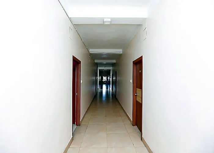 Oyo 174 Shiva Shankar Hotel 2*